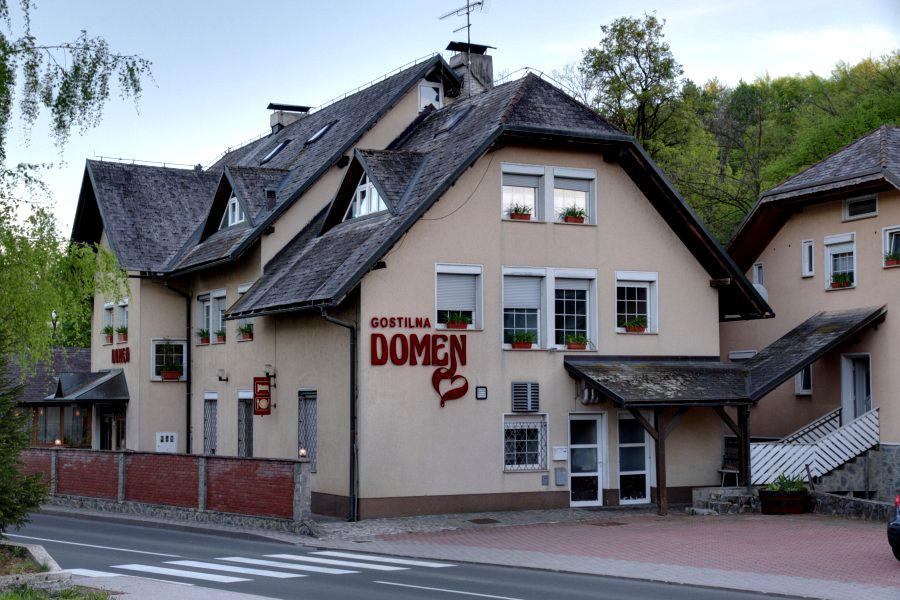 Guesthouse Zorko Gostilna Domen Шмарьешке-Топлице Экстерьер фото