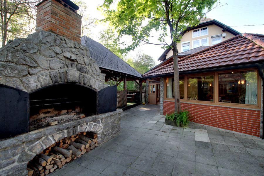 Guesthouse Zorko Gostilna Domen Шмарьешке-Топлице Экстерьер фото