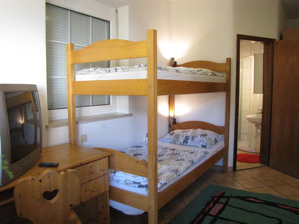 Guesthouse Zorko Gostilna Domen Шмарьешке-Топлице Экстерьер фото